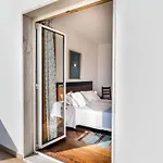 Villa Beachside 5 Bdr 6 Baths Sleeps 9plus Ppl *