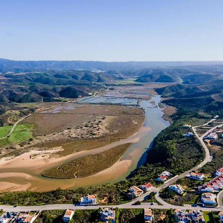 Villa Beachside 5 Bdr 6 Baths Sleeps 9plus Ppl