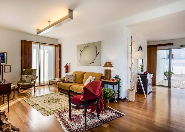 Beachside 5 Bdr 6 Baths Sleeps 9plus Ppl Villa