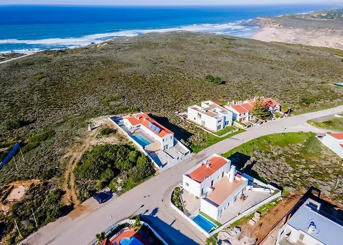 Beachside 5 Bdr 6 Baths Sleeps 9plus Ppl *