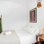 Beachside 5 Bdr 6 Baths Sleeps 9plus Ppl 빌라 *