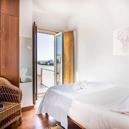 Beachside 5 Bdr 6 Baths Sleeps 9plus Ppl Villa