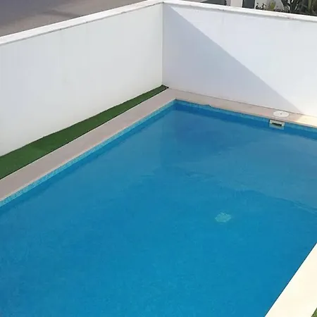 Beachside 5 Bdr 6 Baths Sleeps 9plus Ppl Villa *