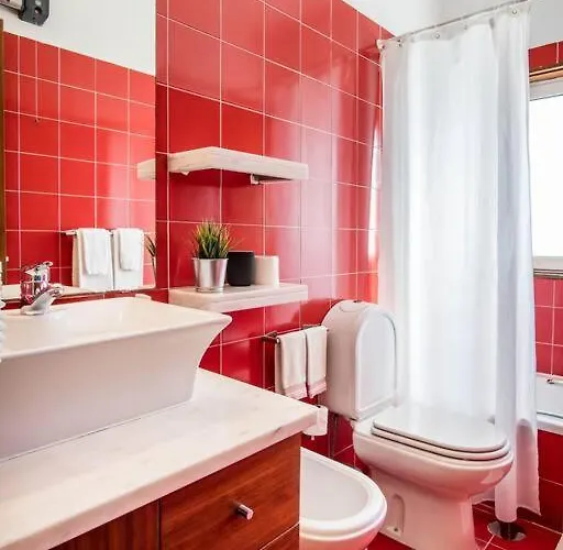 Beachside 5 Bdr 6 Baths Sleeps 9plus Ppl